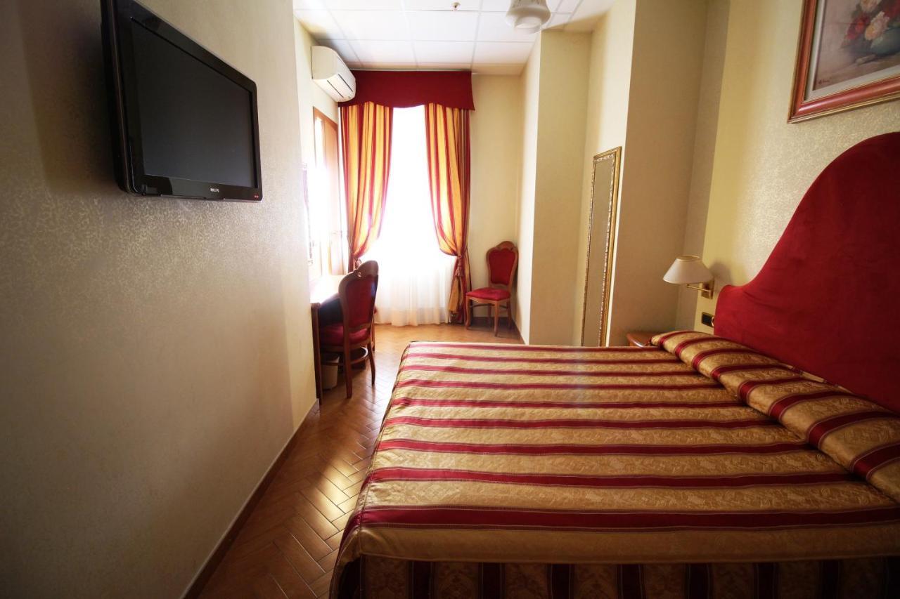 Hotel Brignole เจนัว ภายนอก รูปภาพ