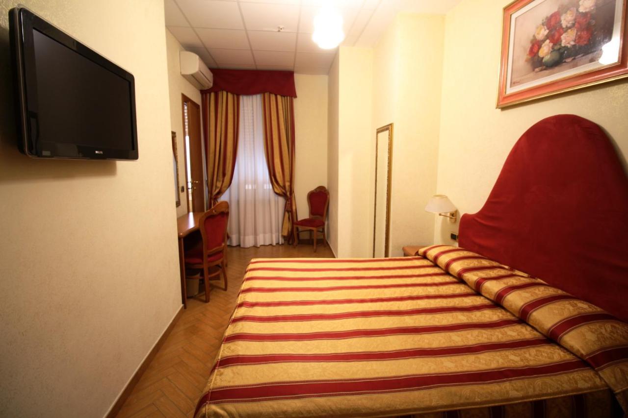 Hotel Brignole เจนัว ภายนอก รูปภาพ