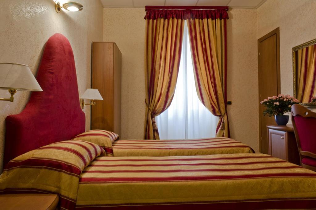 Hotel Brignole เจนัว ห้อง รูปภาพ